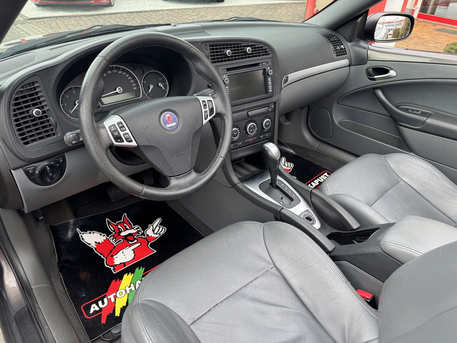 Fahrzeugabbildung Saab 9-3 1.9 Cabrio Automatik/StandHz/Leder/Navi/Ahk