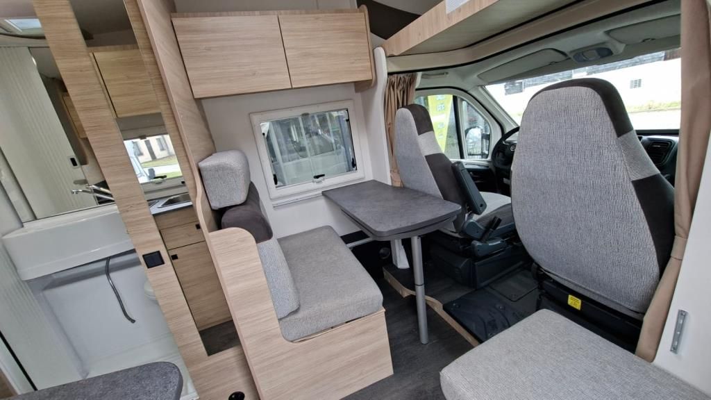 Autohaus Zimpel & Franke -  Challenger C194 +Markise+Solar+Fahrradträger - Bild 5 Autohaus Zimpel & Franke -  Challenger C194 +Markise+Solar+Fahrradträger - Bild 5