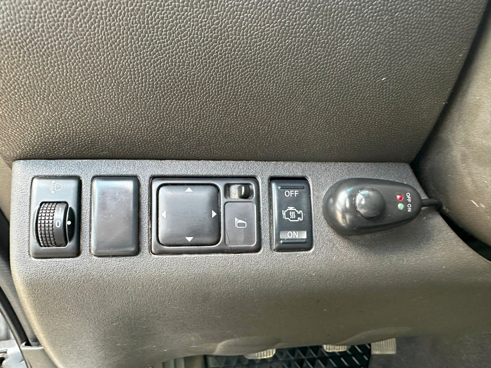 Fahrzeugabbildung Nissan Navara Pickup King Cab LE 4X4 AHK