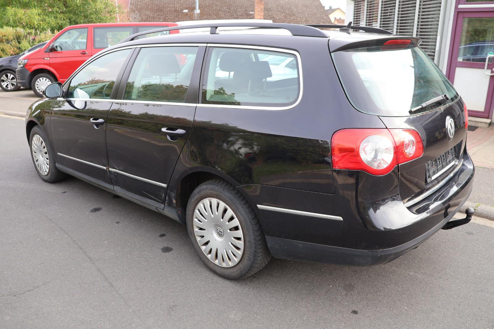 Volkswagen Passat 2006 — interior