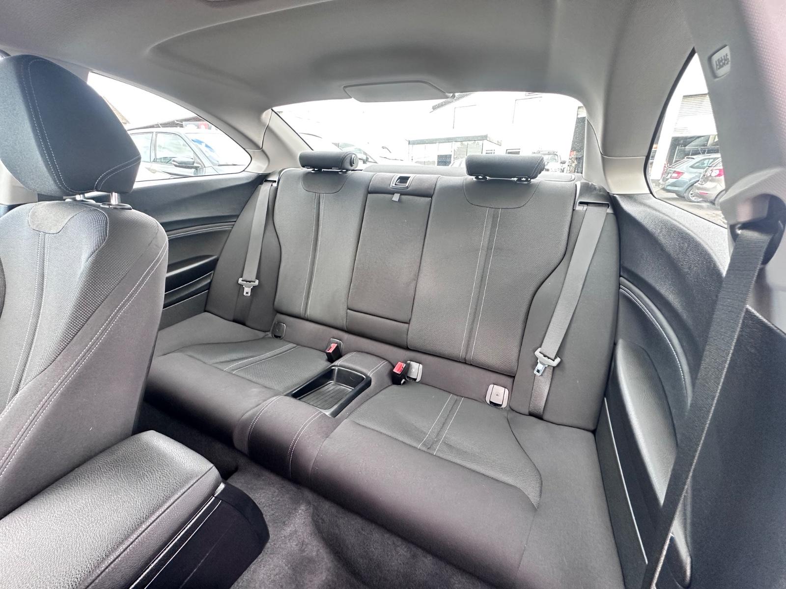 BMW 218 d Coupe Sport Line Navi SitzHz PDC LED 1.Hand, миниатюра 16