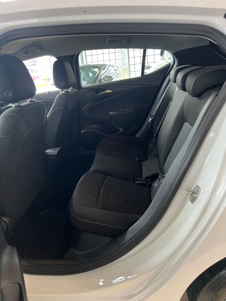 Fahrzeugabbildung Opel Astra K Lim. 5-trg. Active Start/Stop