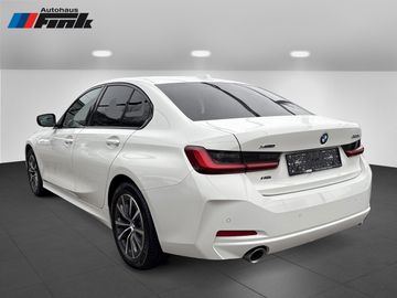 BMW 320d xDrive Limousine HiFi DAB LED Klimaaut.
