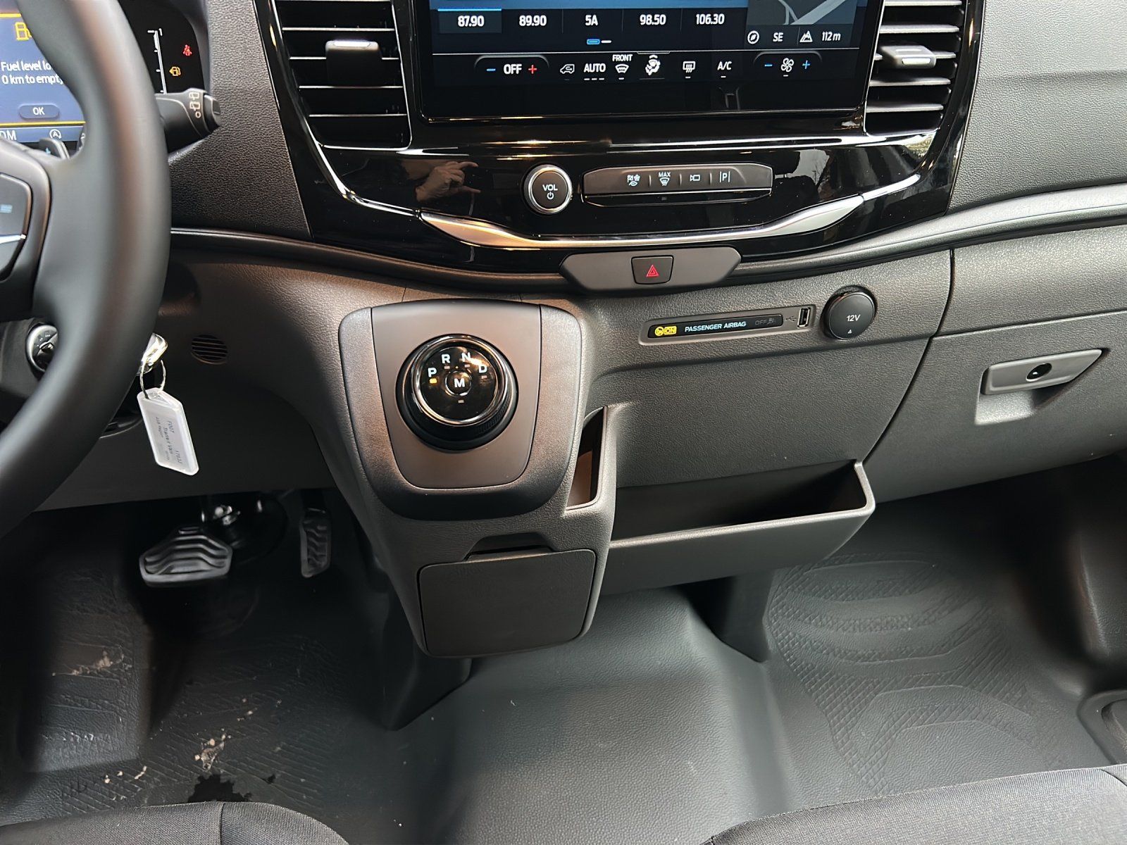 Fahrzeugabbildung Ford Transit Kombi 350L3 Trend 6 Sitze GJR Techno Pak