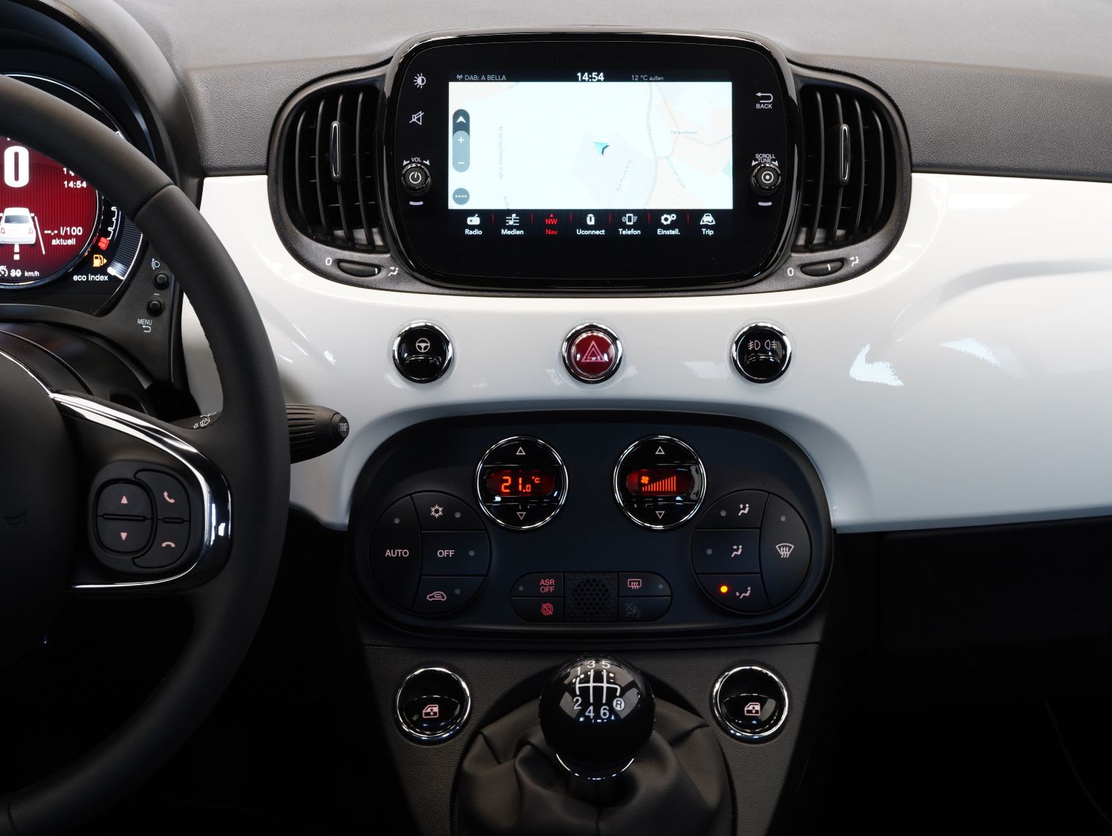 Fahrzeugabbildung Fiat 500 1.0 Mild Hybrid KOMFORT/TECH/NAVI/CARPLAY