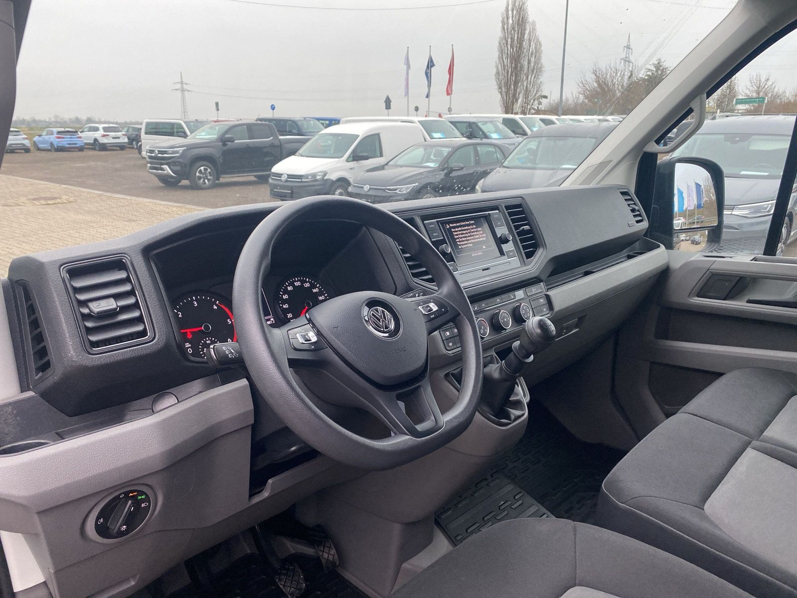 Fahrzeugabbildung Volkswagen Crafter 30 Kasten 2.0 TDI LED KLIMA DAB PDC AHK