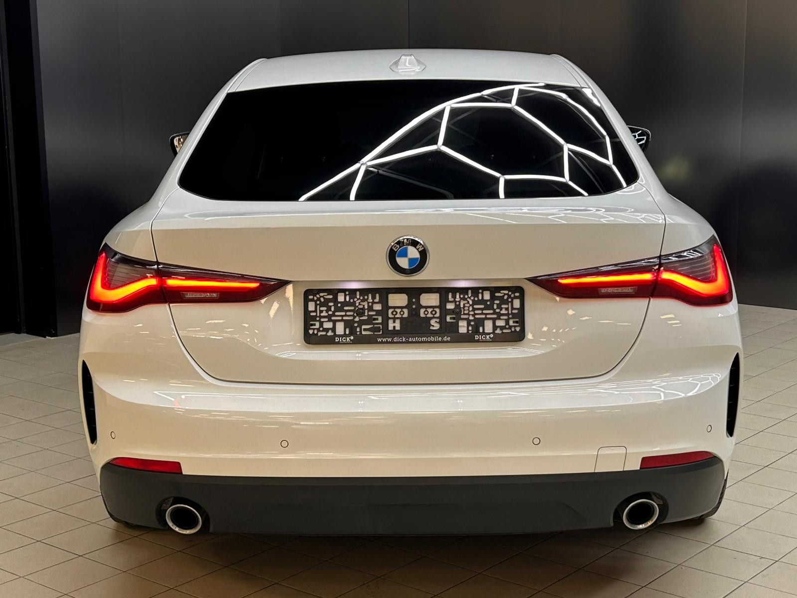Fahrzeugabbildung BMW 420 Gran Coupé FACEL+VIRTU+LEDER+HEAD+LED+KAM+M