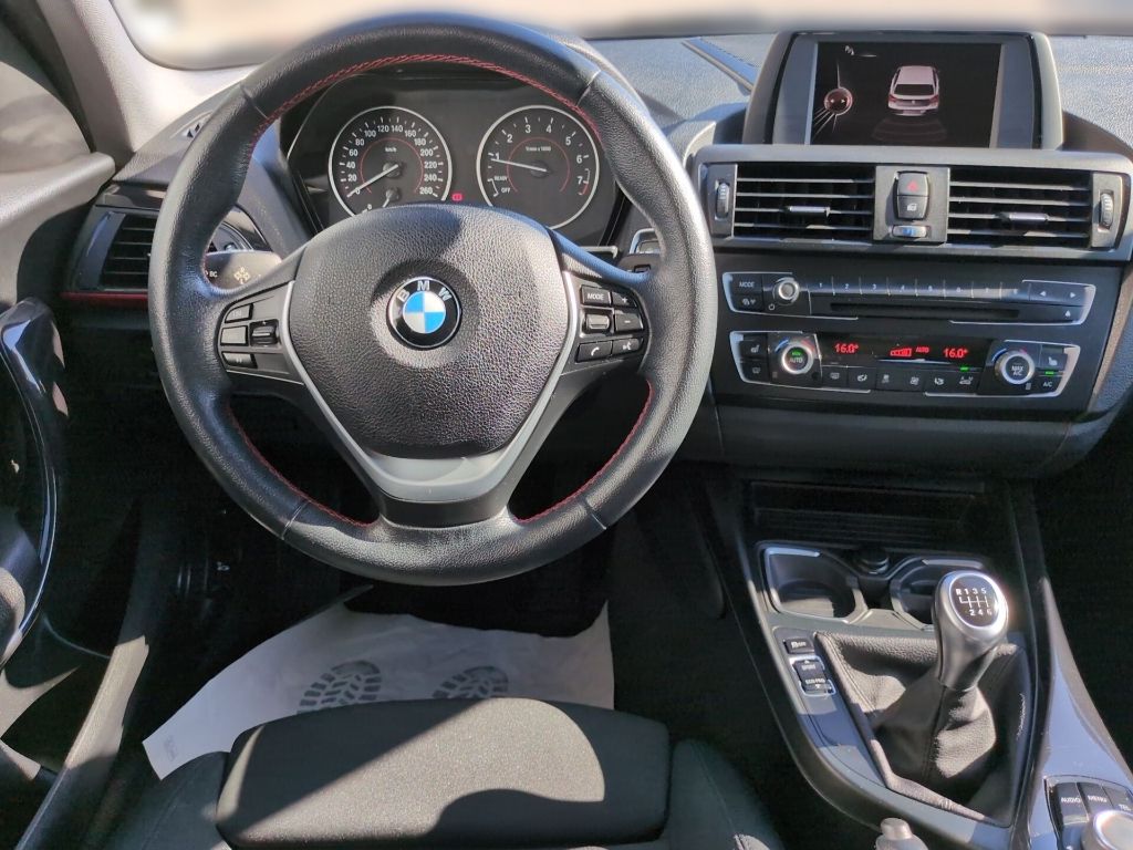 Fahrzeugabbildung BMW 116i Sport Line 8-fach