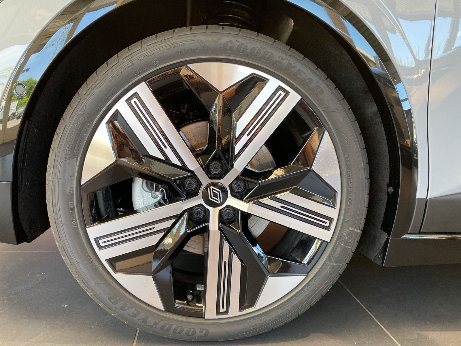Renault Megane E-TECH - Bild 14
