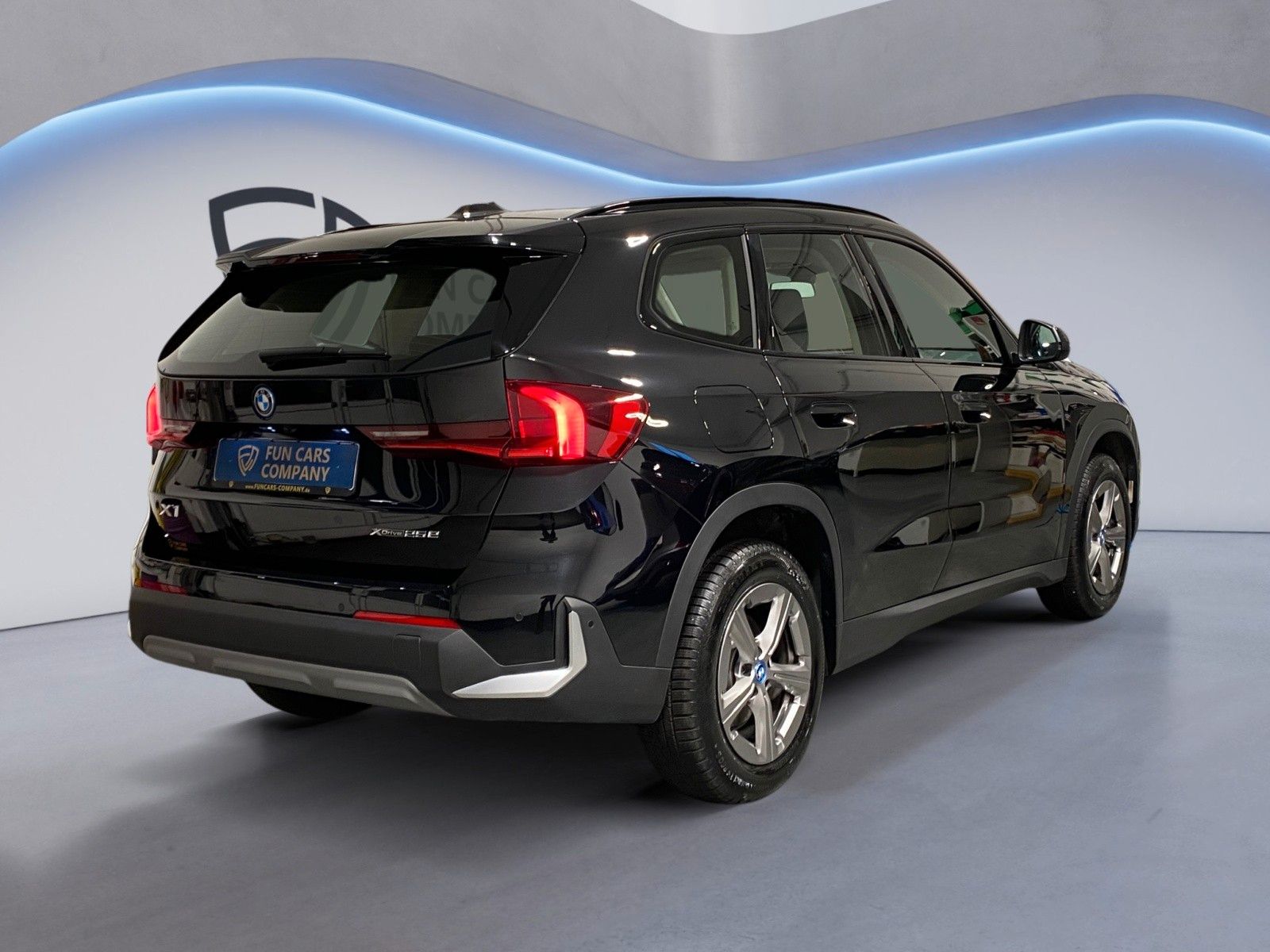 BMW X1 xDrive25e Steptronic Navi Kamera LED DAB PDC foto 2