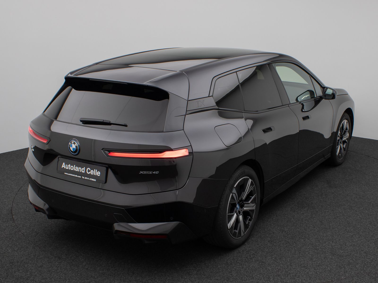 Fahrzeugabbildung BMW iX xD40 Sport DAB SoftClose SkyLounge H/K 21Zoll