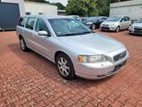 Volvo V70 Kombi Bi-Fuel Summum*GEPFLEGT*ERDGAS* - Volvo V70 mit Benzin-Antrieb: Kombi