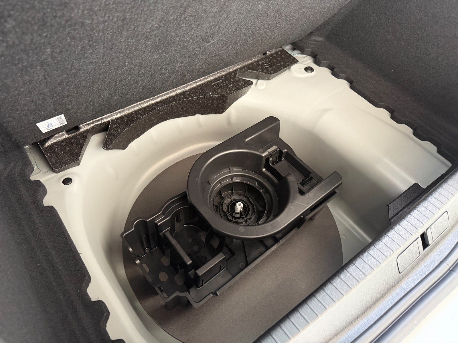 Fahrzeugabbildung Opel Corsa F Edition 110PS Hybrid Automatik/LED!