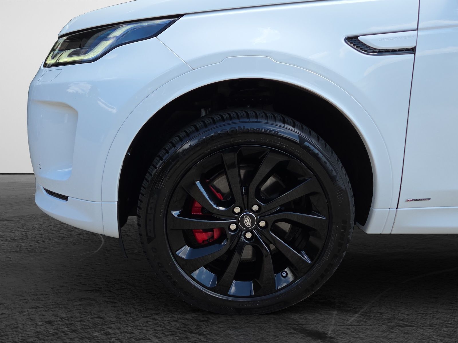 Land Rover Discovery Sport R-Dynamic SE AWD LED Pano Leder foto 5