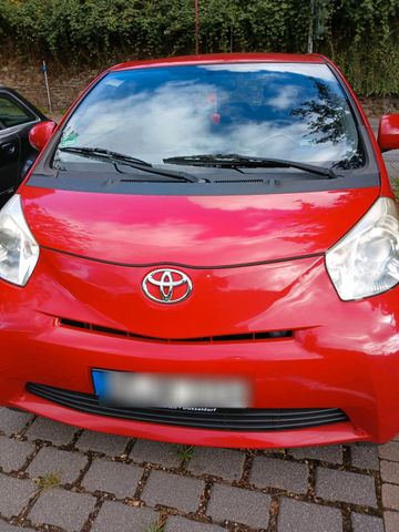 Toyota iq Bj 2009 Modell iq und nicht yaris