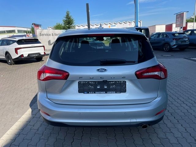 Fahrzeugabbildung Ford Focus Cool & Connect Kamera LED Navi PDC