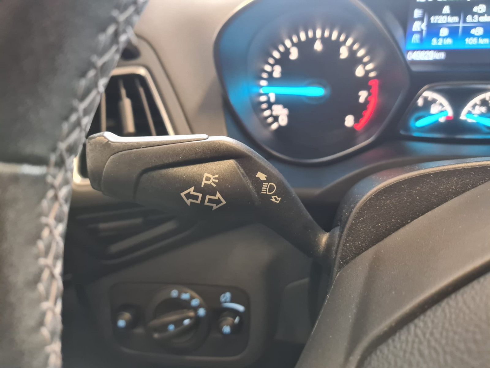 Fahrzeugabbildung Ford Kuga ST-Line / GARANTIE / KAMERA / SCHECKEHEFT