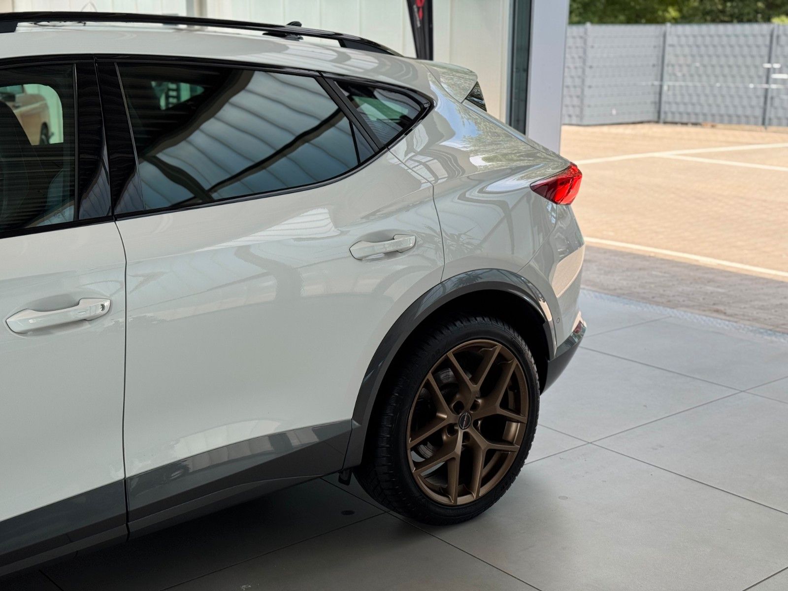 Fahrzeugabbildung CUPRA Formentor 2.0 TSI VZ 4Drive  "AHK  Brembo PANO"