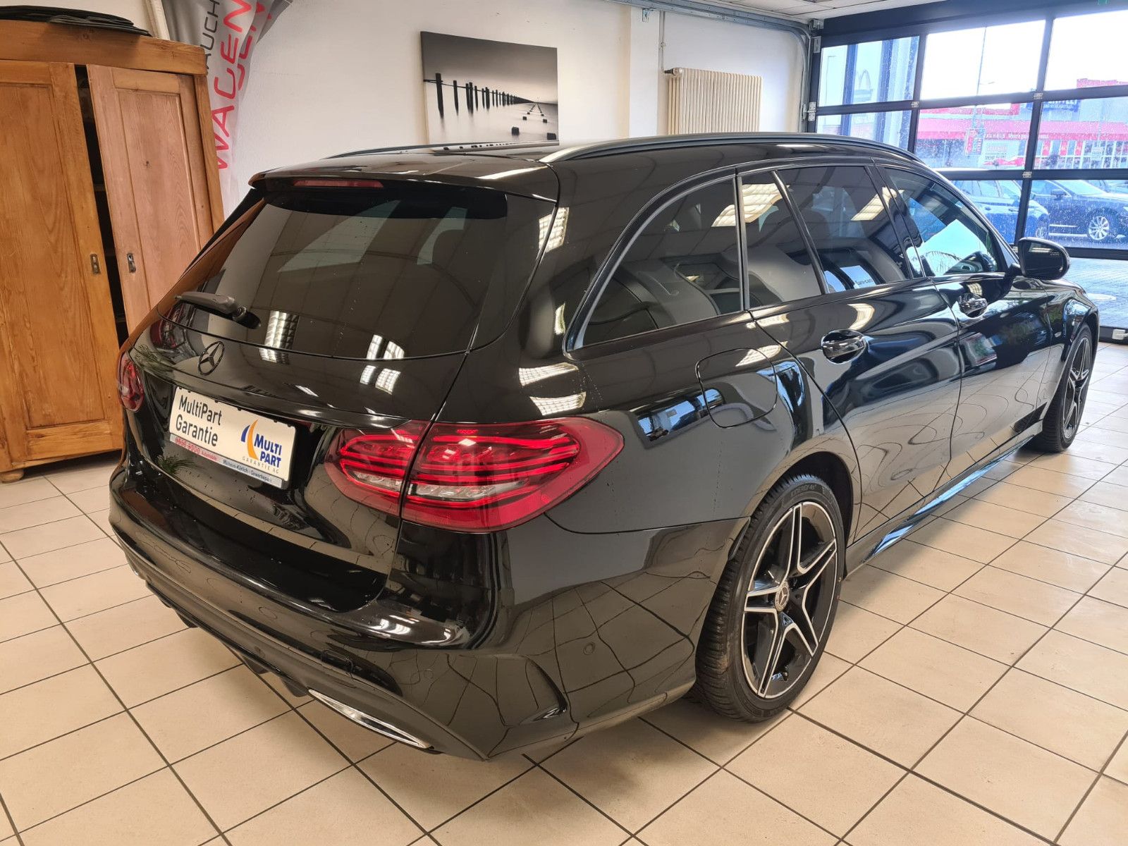 Fahrzeugabbildung Mercedes-Benz C 200 NIGHT EDITION / KAMERA / GEPFLEGT