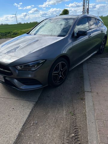 MERCEDES-BENZ CLA 250e Shooting/MBLed/HADisplay/ BurM/Pano