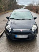 Fiat Punto - Fiat Punto aus 2011 mit Diesel-Antrieb
