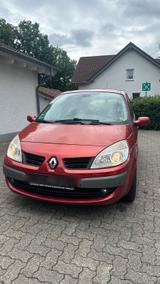 Renault Scenic 1,9diesel - Renault Scenic aus 2006 mit Diesel-Antrieb