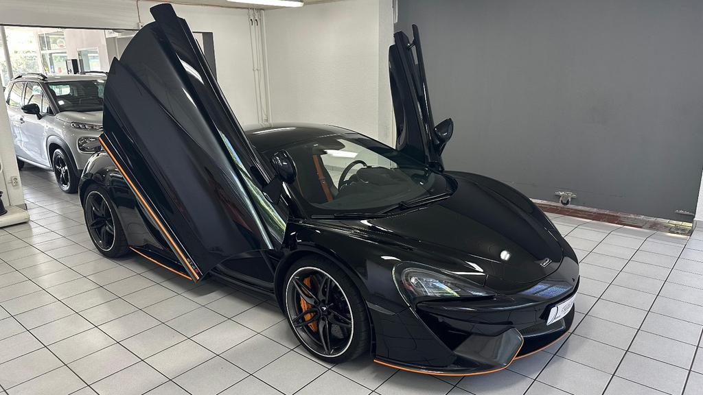 McLaren 570S