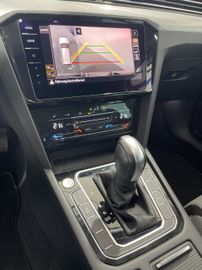 Volkswagen Passat Variant - 11
