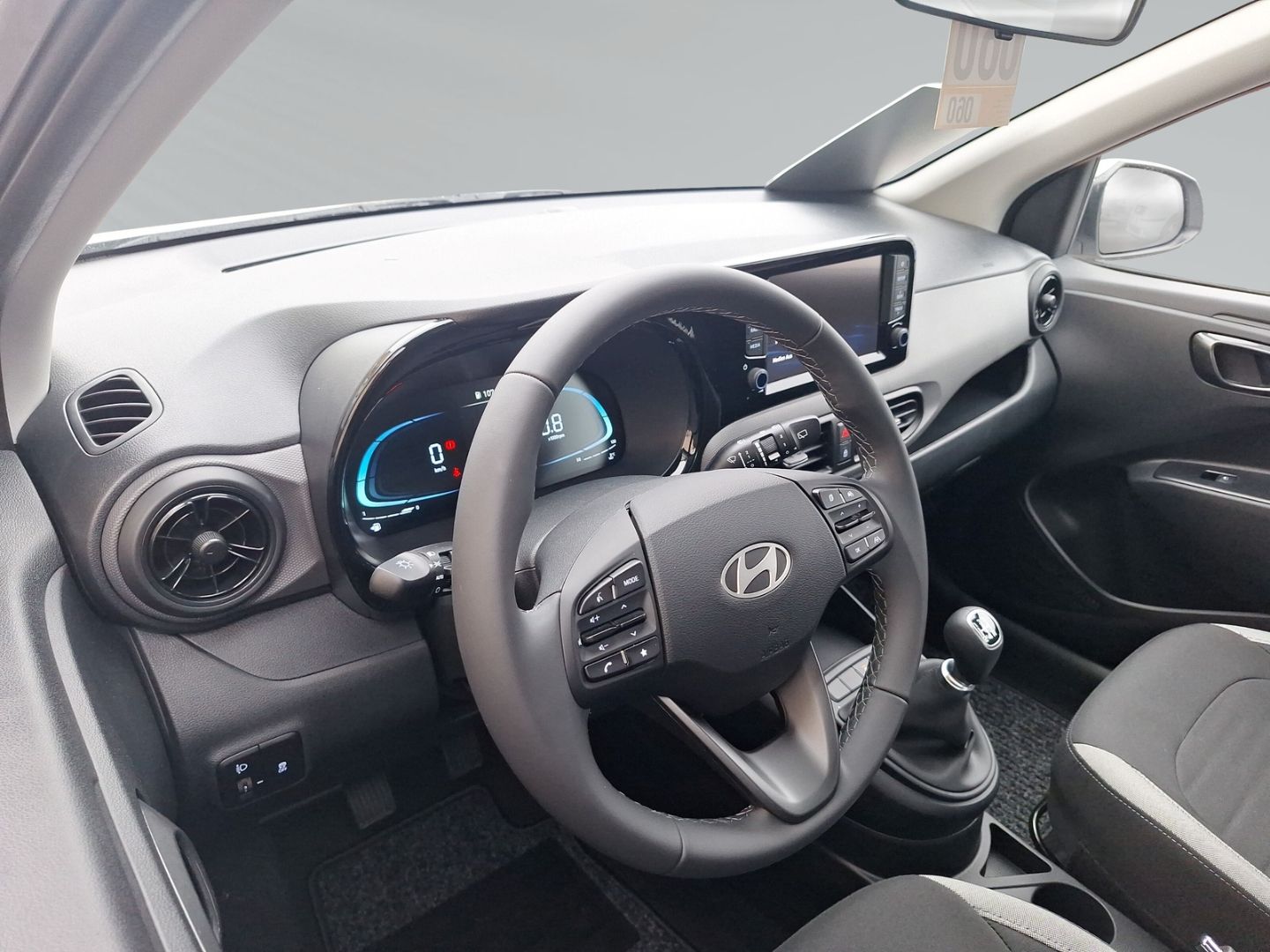 Hyundai i10 – Bild 9