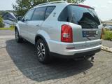 Ssangyong Rexton W RX200 e-XDi 4WD  - silberne Ssangyong REXTON