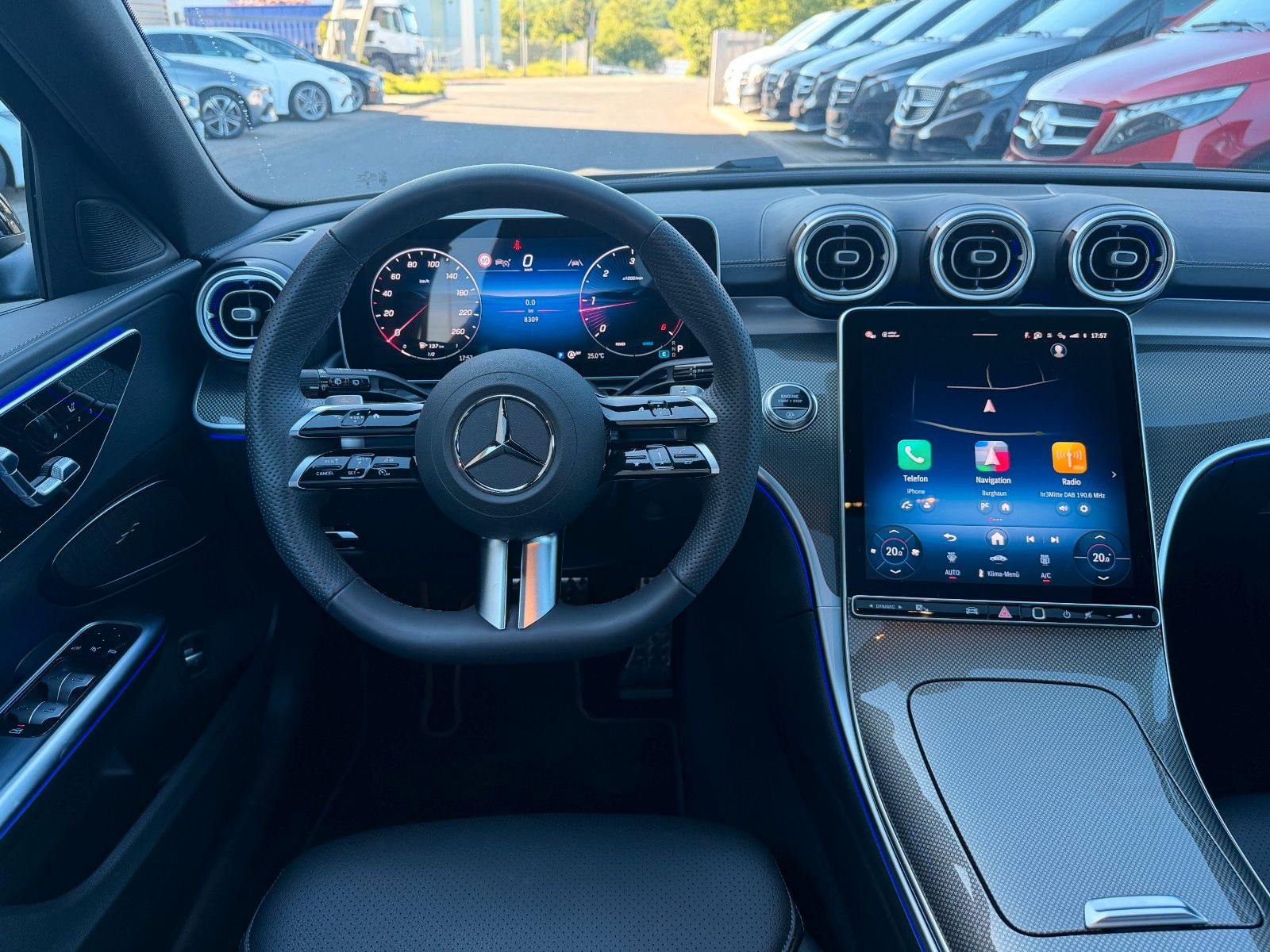 Fahrzeugabbildung Mercedes-Benz C 220 T d Edition AMG AHK+Pano+360°+Distr+Ambien