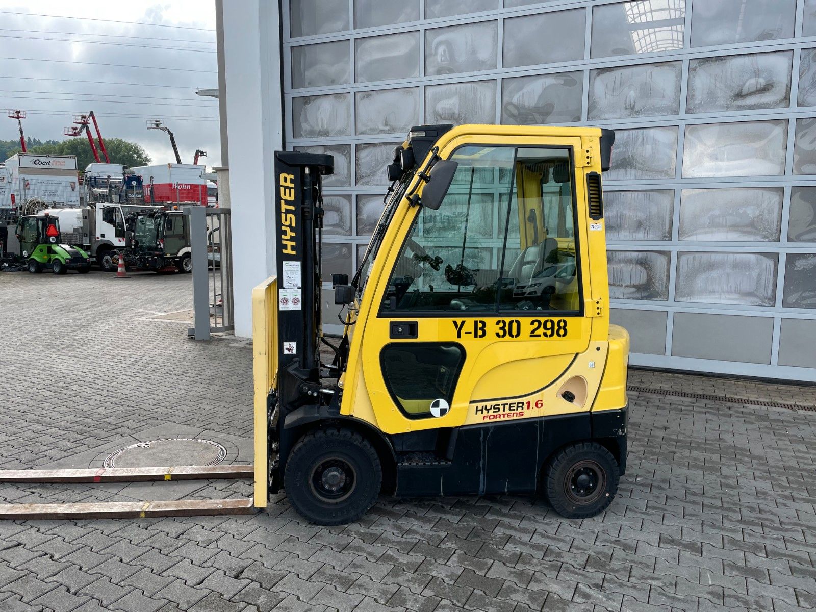 Fahrzeugabbildung Hyster H1.6 FT /  HH: 4.45m / 2.107h / SS