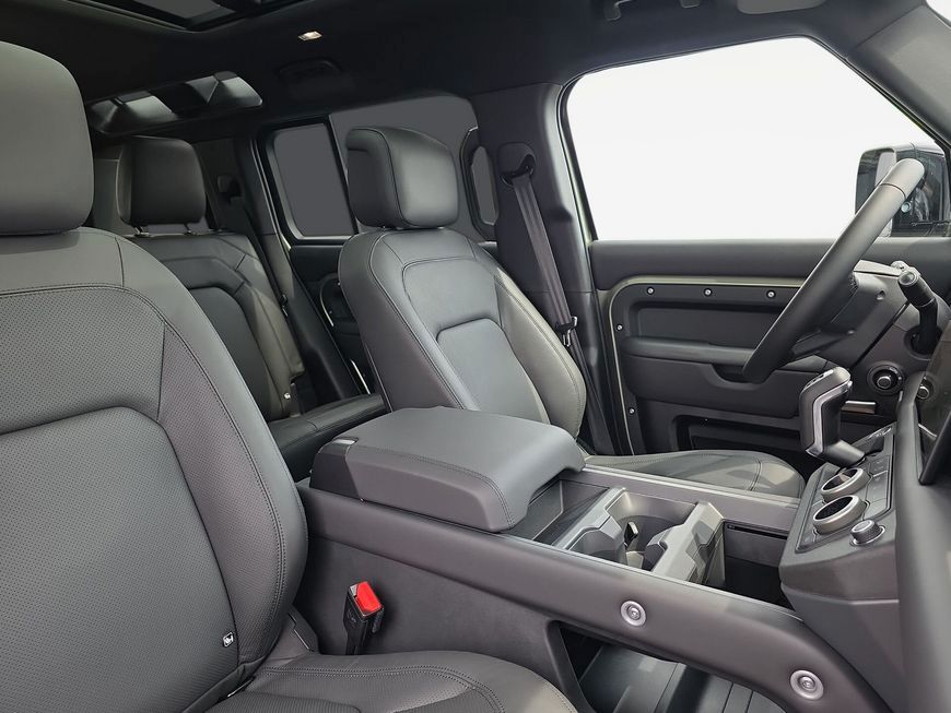 Land Rover Defender 110 D300 X-Dynamic HSE foto 3