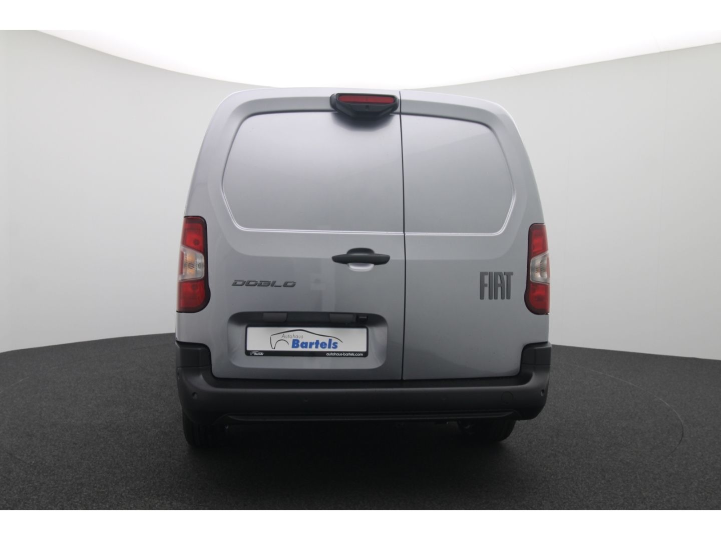 Fahrzeugabbildung Fiat Doblo Kastenwagen XL 1.5 Diesel 96 kW