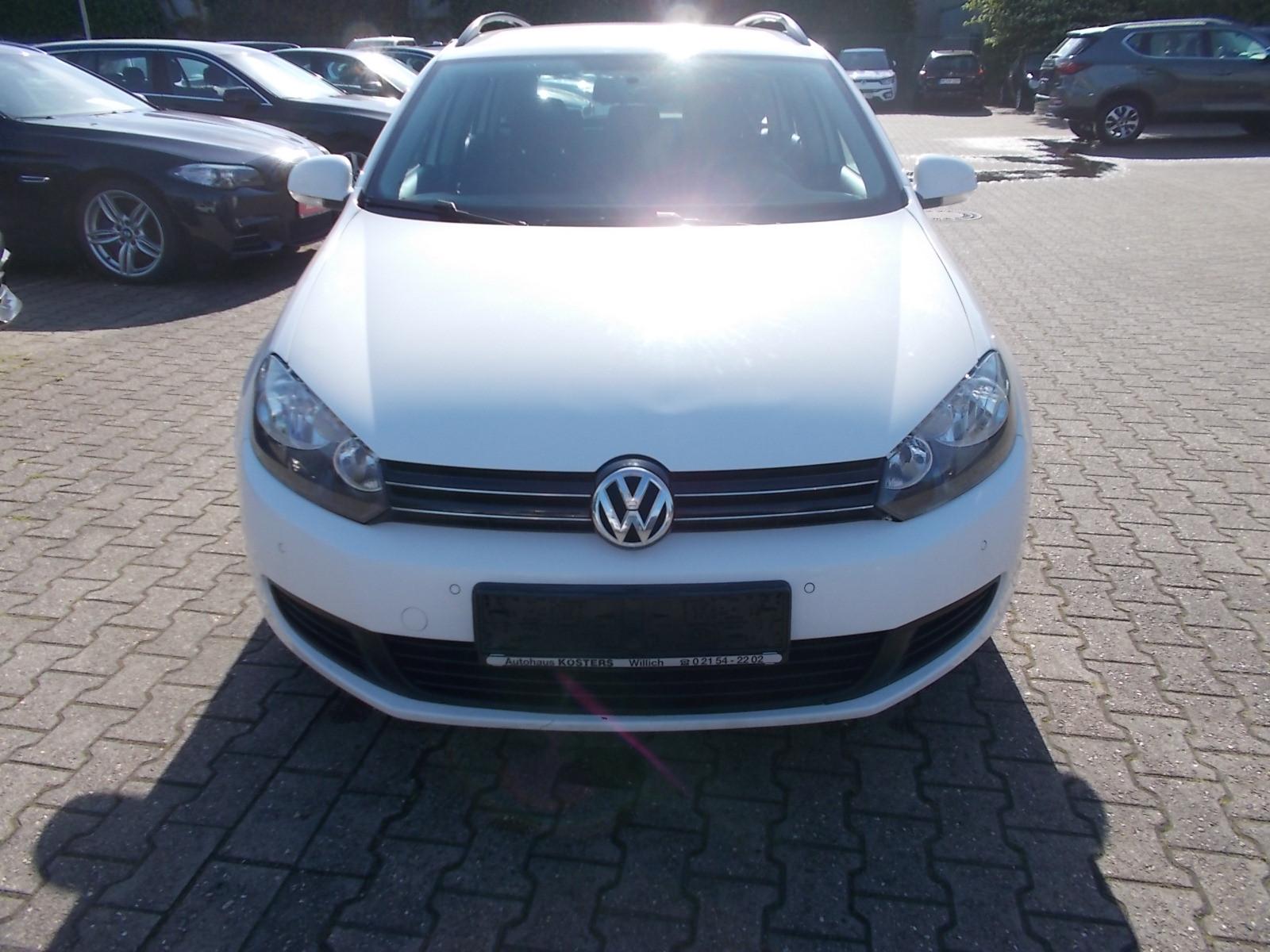 Volkswagen Golf VI Variant 1.6 TDi, AHK, Navi, Climatronic