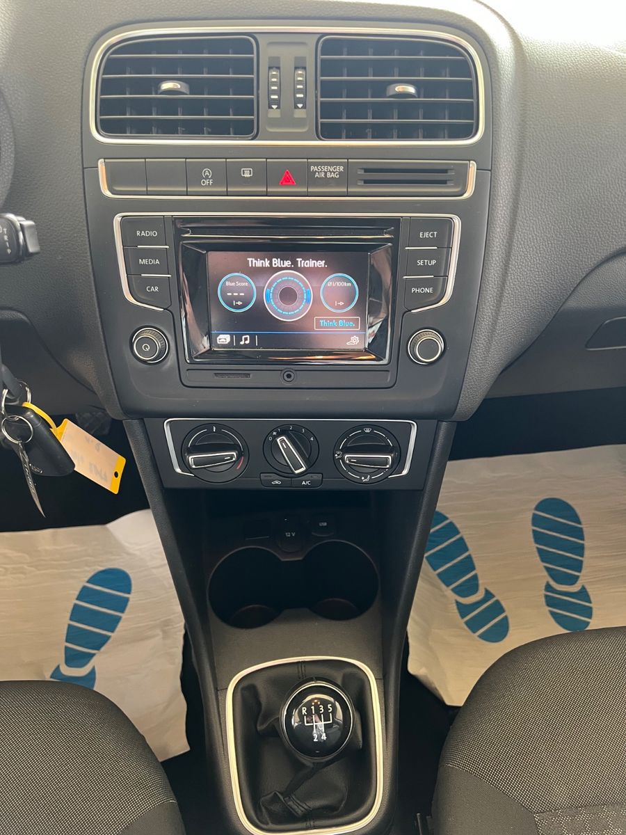 Fahrzeugabbildung Volkswagen Polo V Comfortline BMT *BLUETOOTH*TEMPOMAT*