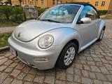 Volkswagen Beetle - Volkswagen Beetle aus 2005: Cabrio