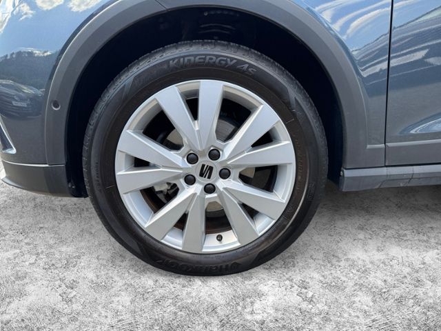 Fahrzeugabbildung SEAT Arona Xperience 1.0 TSI KLIMA LED NAVI LEDER ALU