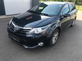Toyota Avensis Combi 2,0-l-D-4D Comfort Comfort - Toyota Avensis: Comfort