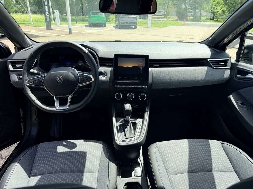 RENAULT Clio - Bild 8
