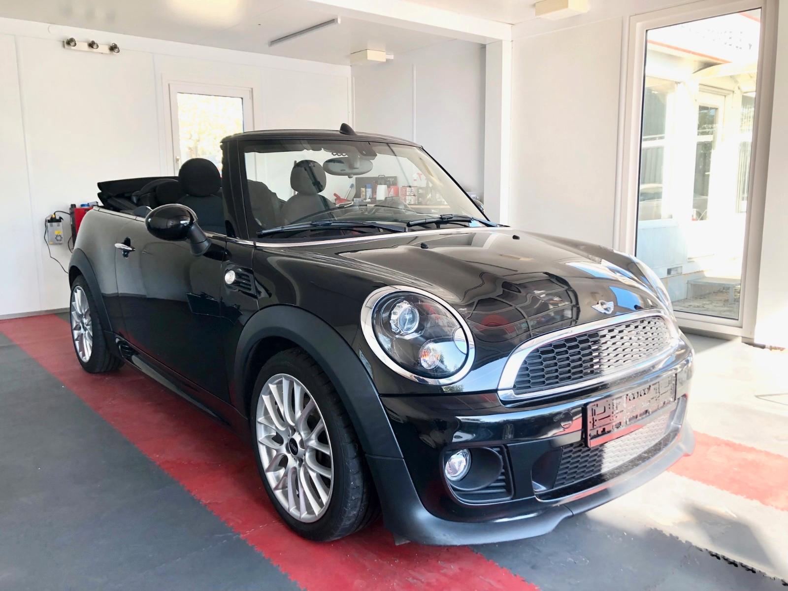 MINI Cooper Cabrio John Cooper Works Paket