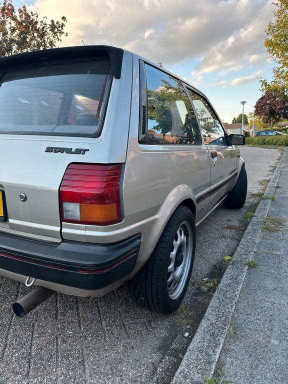 Toyota Starlet