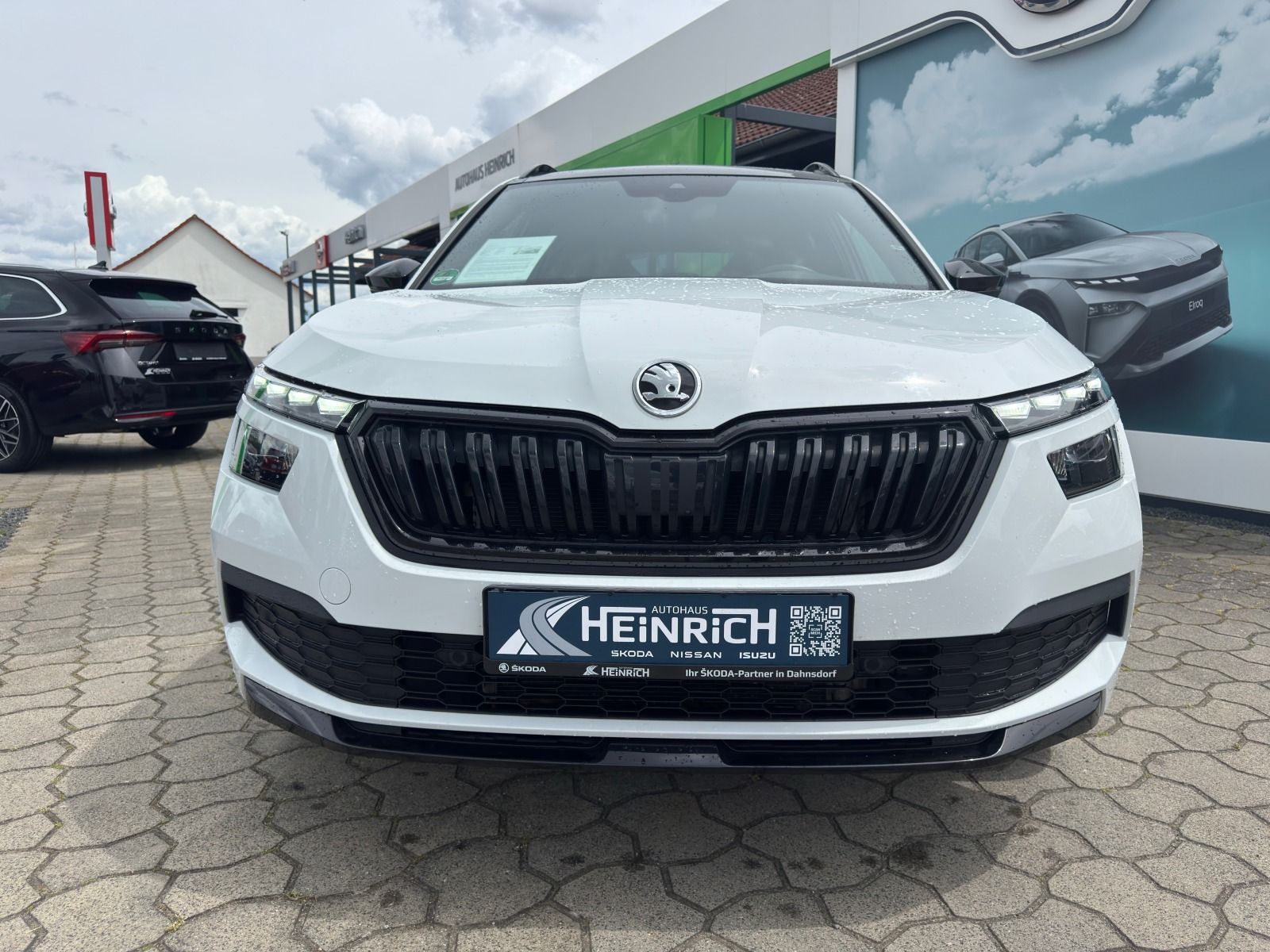 Fahrzeugabbildung SKODA Kamiq 1.5 TSI Monte Carlo*AHK*RFK*ACC*eHeck