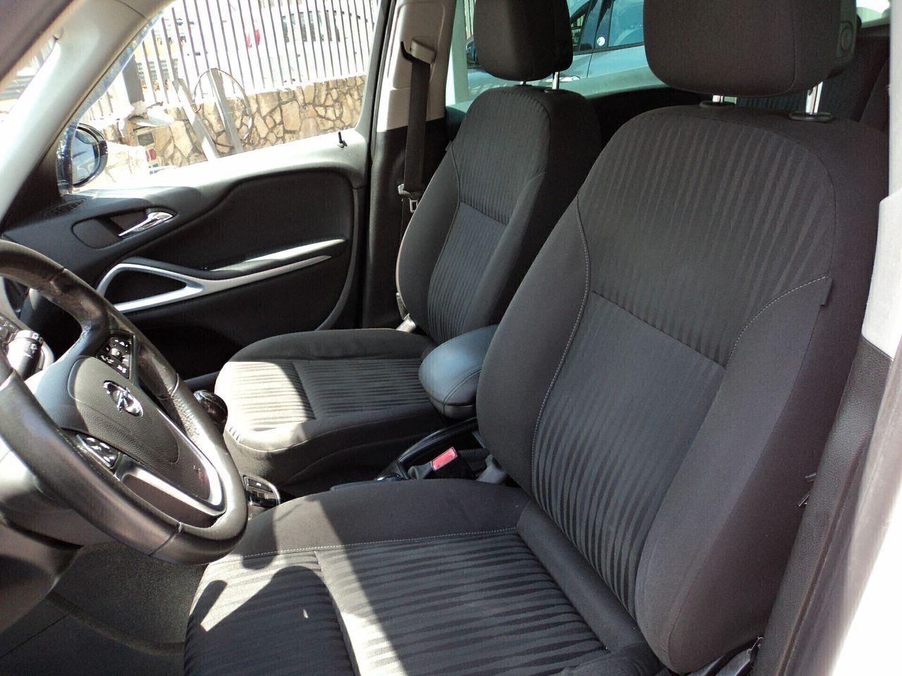 Opel Zafira tourer 2014 — photo 12