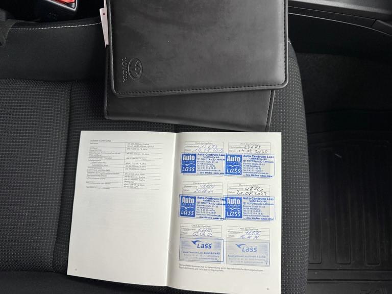 Toyota RAV4 2.5 Hybrid Team D, 1.Hd., LED, Navi, Kamera
