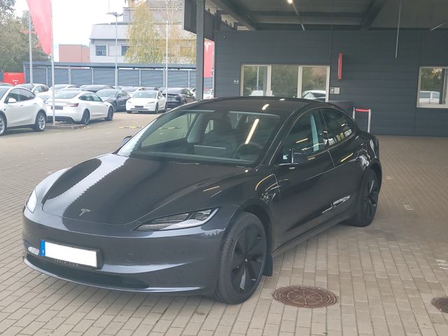 Tesla Model 3 Highland RWD, AHK, 8fach, Tesla Dachträg