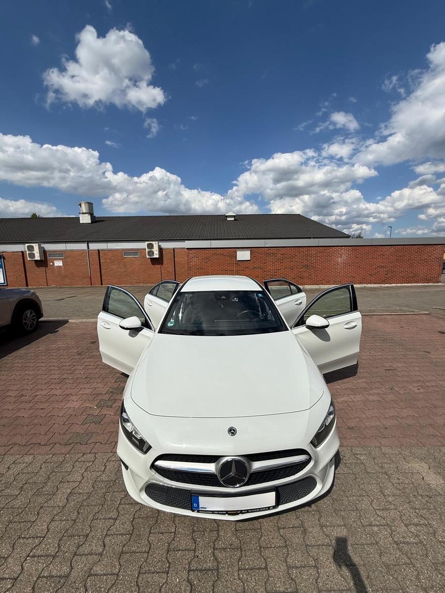 Mercedes-Benz A 250 e DCT Progressive