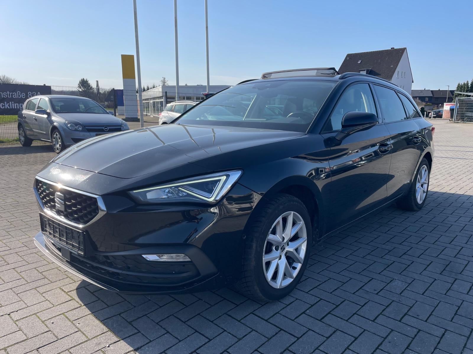 Seat Leon Sportstourer Style DSG VIRTUAL PANO KEYLESS