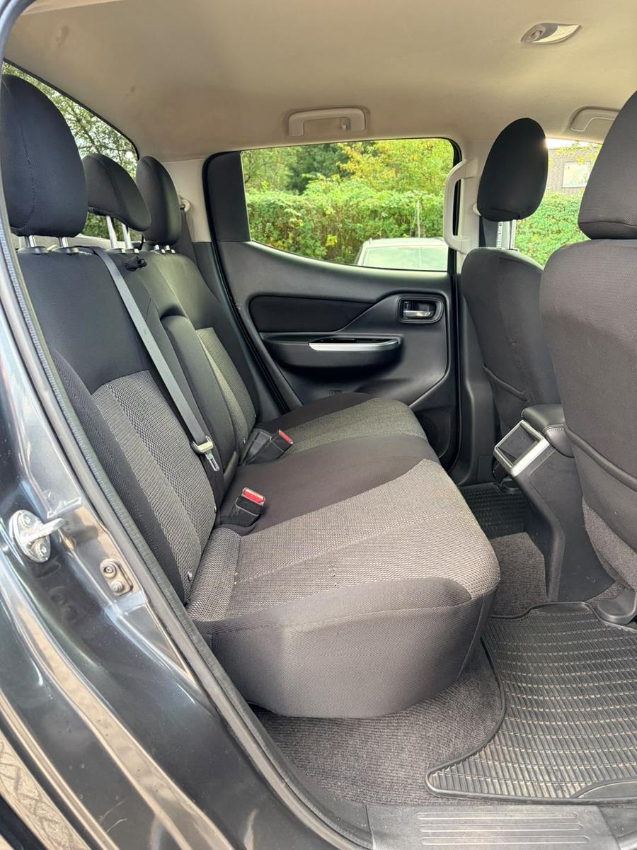 Mitsubishi L200 Plus Doppelkabine 4WD