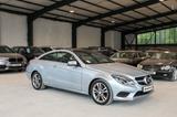 Mercedes-Benz E 250 *Panorama-Dach*  1-Hand *S-heft* Top Zust. - Mercedes-Benz E 250: Coupe
